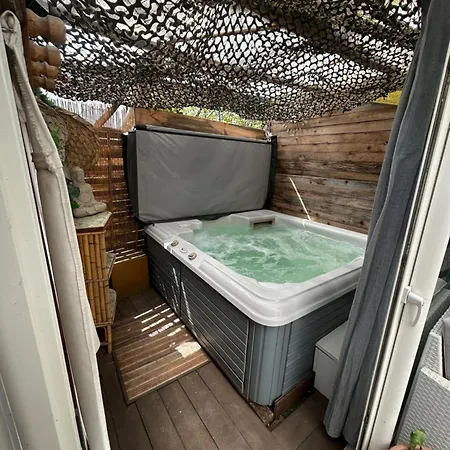 Daire Montana Sur Agde, Avec Option Jacuzzi Agde