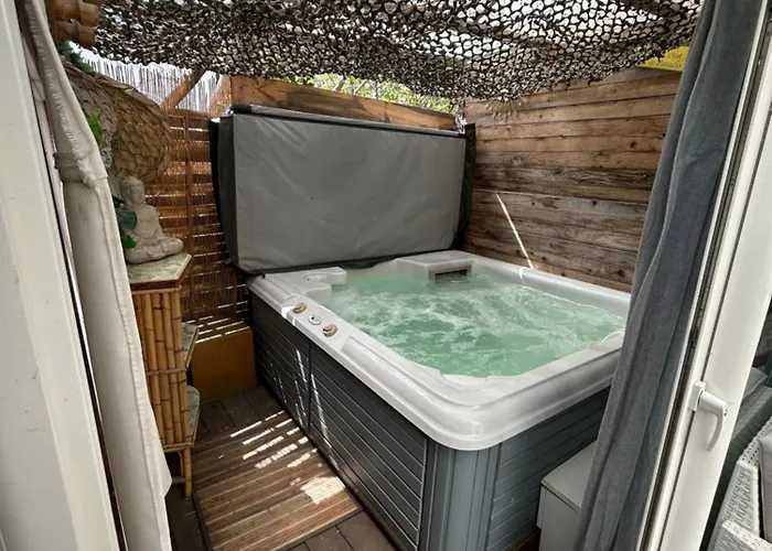 Apartamento Montana Sur Agde, Avec Option Jacuzzi Agde